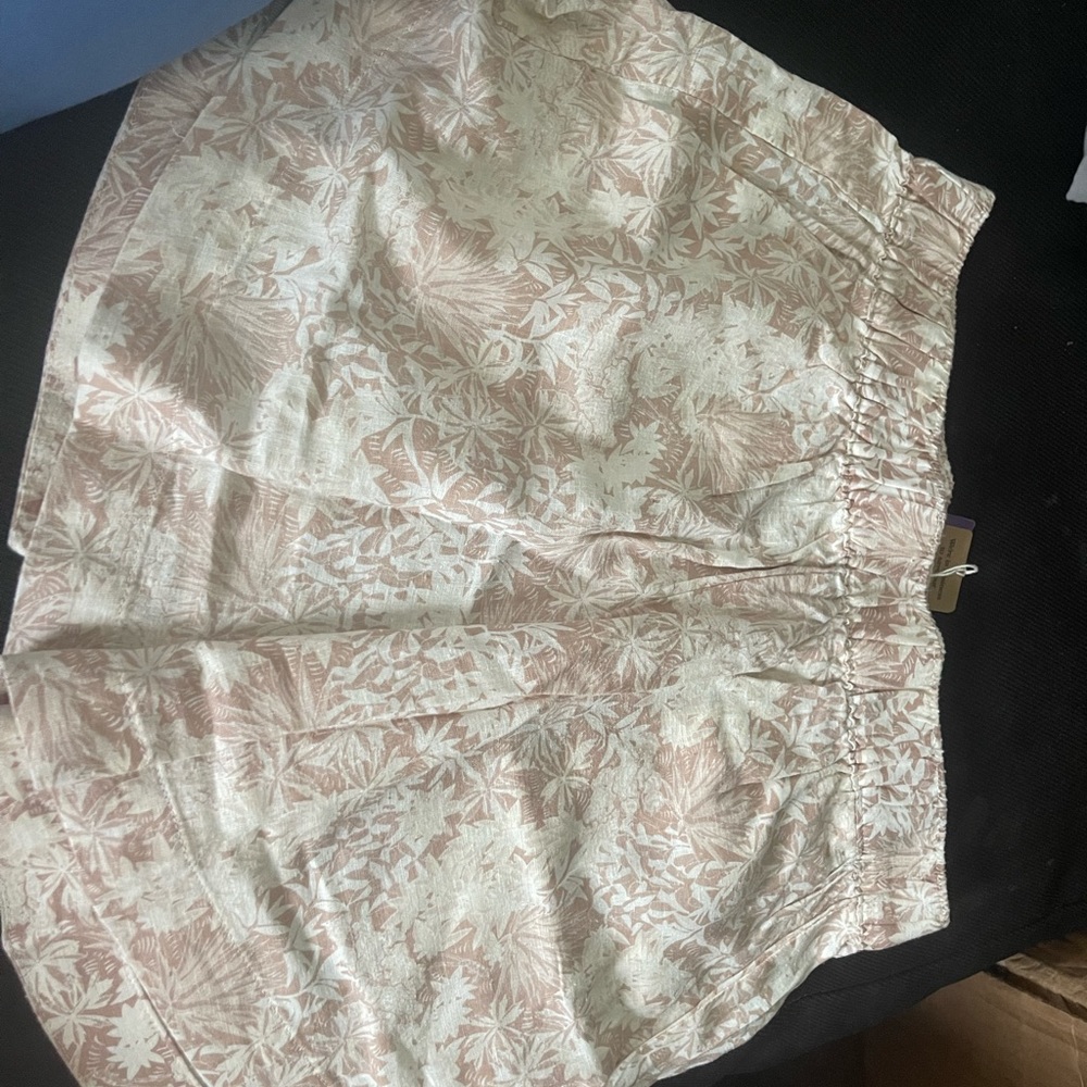 Patagonia woman’s garden island shorts